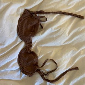 Monday Swimwear Maui top large